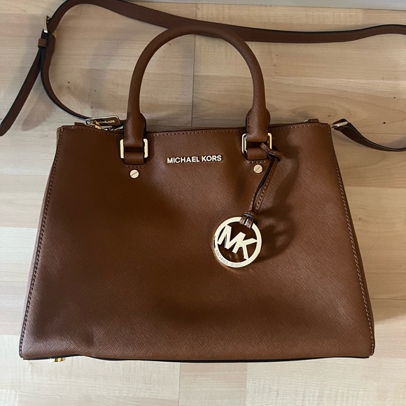 Michael Kors Handbags - Michael Kors Bag